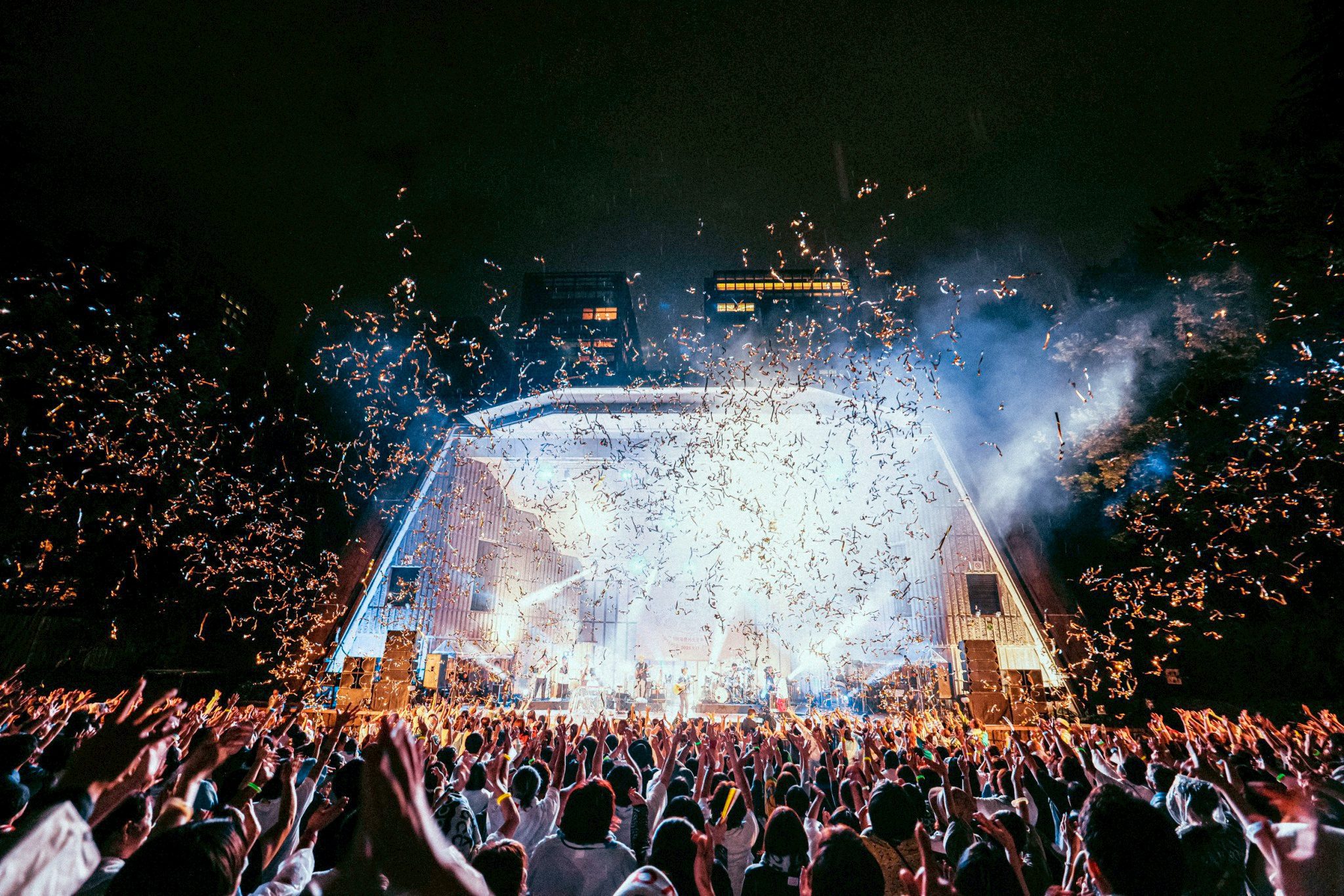 日本樂團wacci十五年音樂旅程首登台北MOONDOG｜《四月是你的謊言》至《藥師少女的獨語》主題曲現場重現 (5)