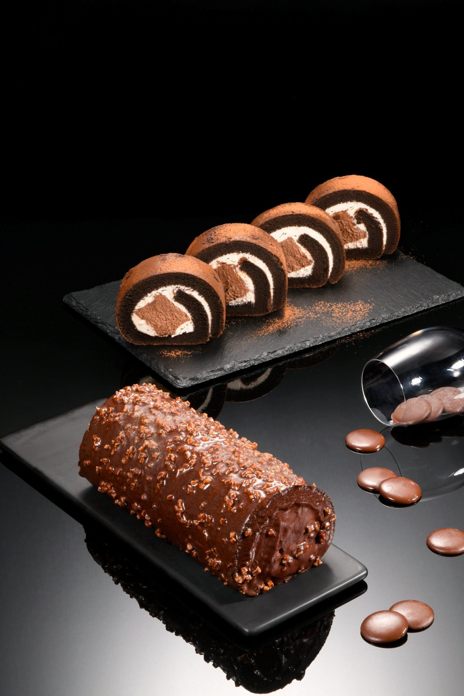 極致黑金登場，亞尼克攜手Belcolade推出「厄瓜多爾脆皮黑巧克力生乳捲」每日限量200條 (3)