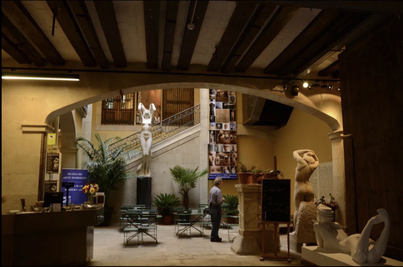 羅展鵬《A Dream Of Yūgen》躍登西班牙MEAM展　以東方幽玄筆觸重塑AI時代的人文具象 (2)