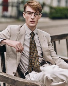 英倫秋序的從容美學｜dunhill 2025早秋系列以層次剪裁演繹紳士風格哲學
