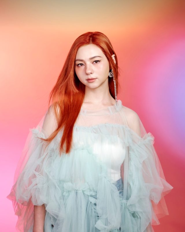 跨越六國的靈魂之聲｜Cait Lin 凱琳推出首張全英文迷你專輯《GRADIENTS》