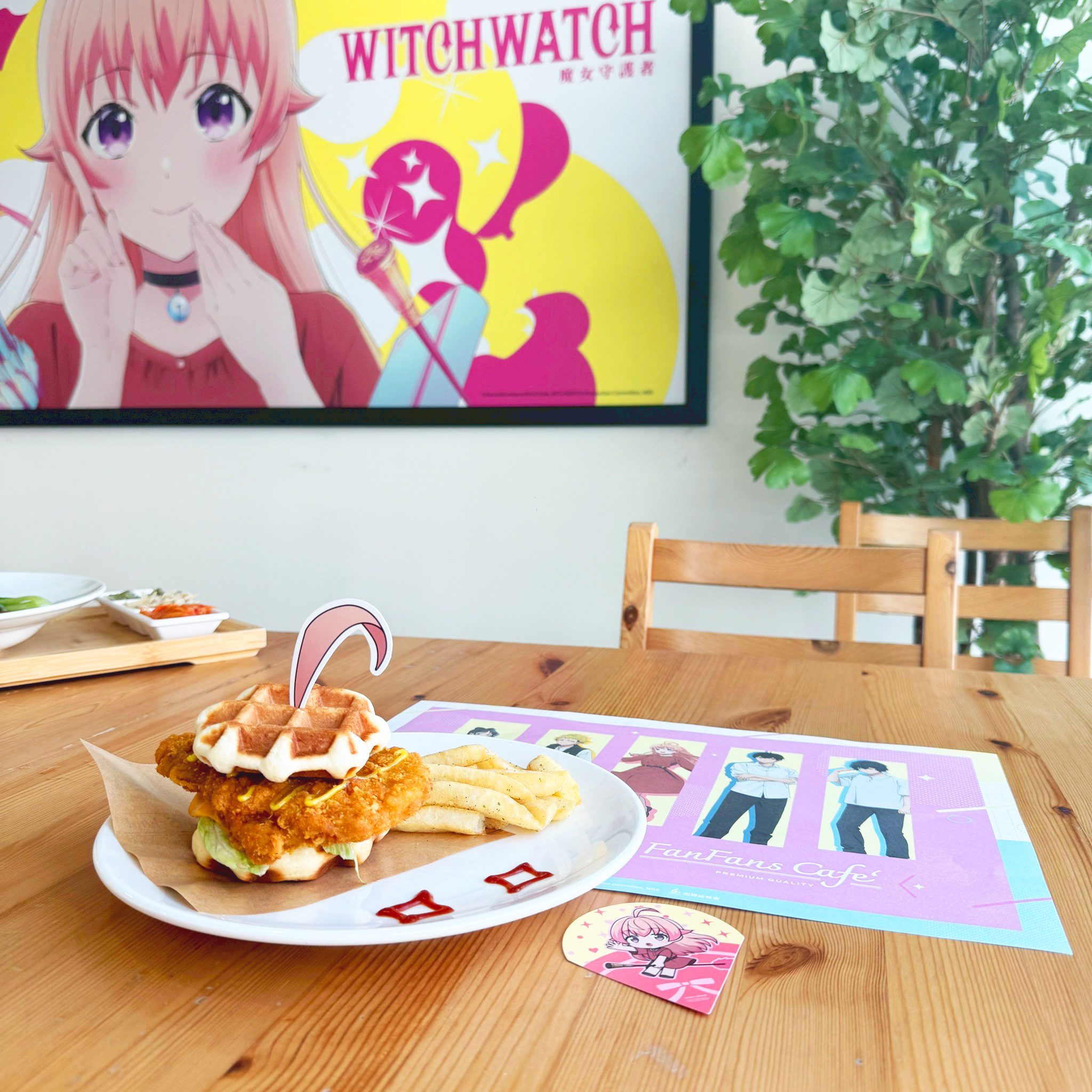 踏入魔法日常的奇幻餐桌｜《WITCH WATCH 魔女守護者》聯手FANFANS CAFE期間限定登場 14