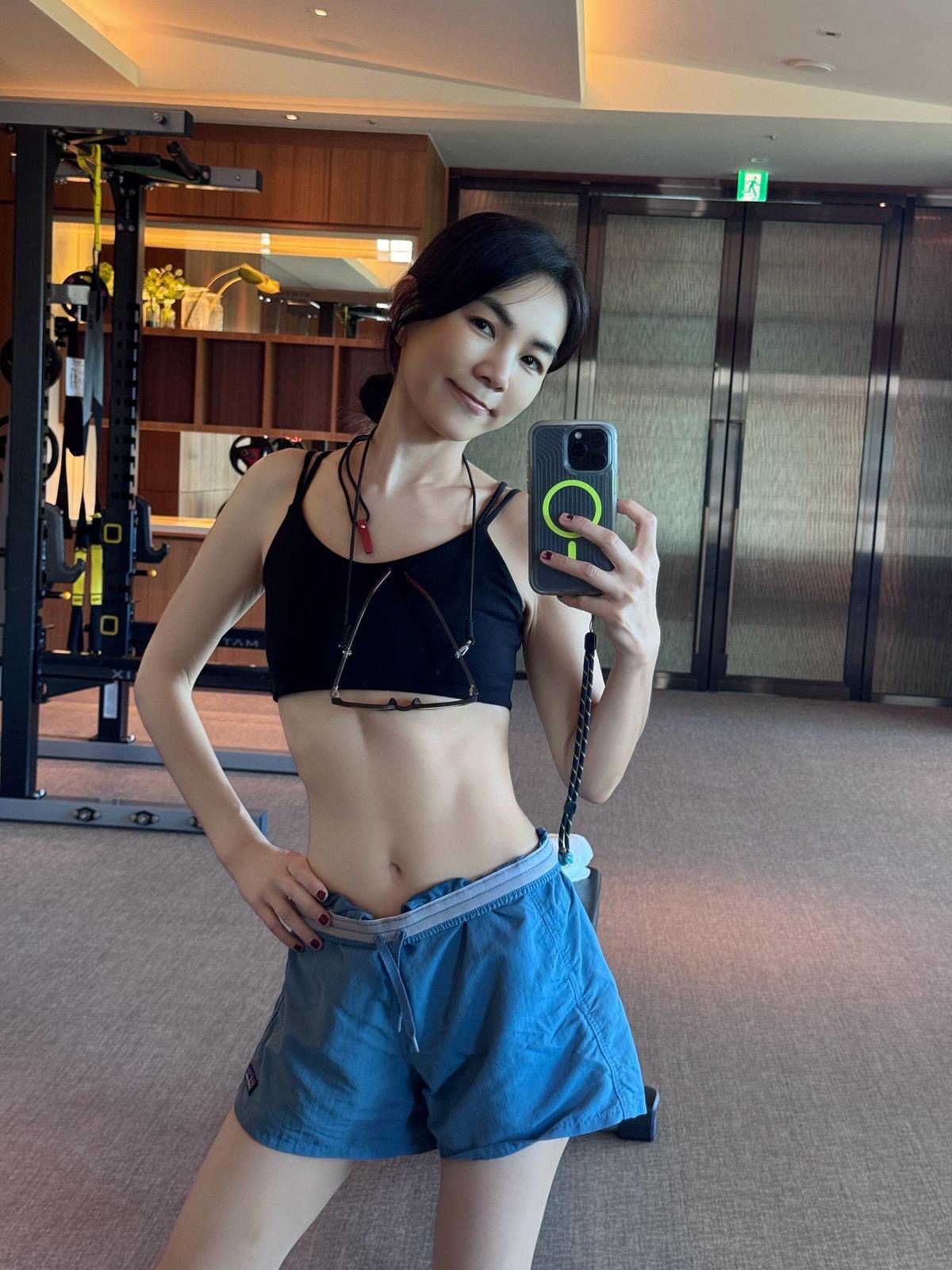 陳嘉樺Ella以主題曲〈It’s Me 一直迷〉宣告回歸　五年後再度創作 為《It’s Me 艾拉主意》巡演揭開自我新章 (2)