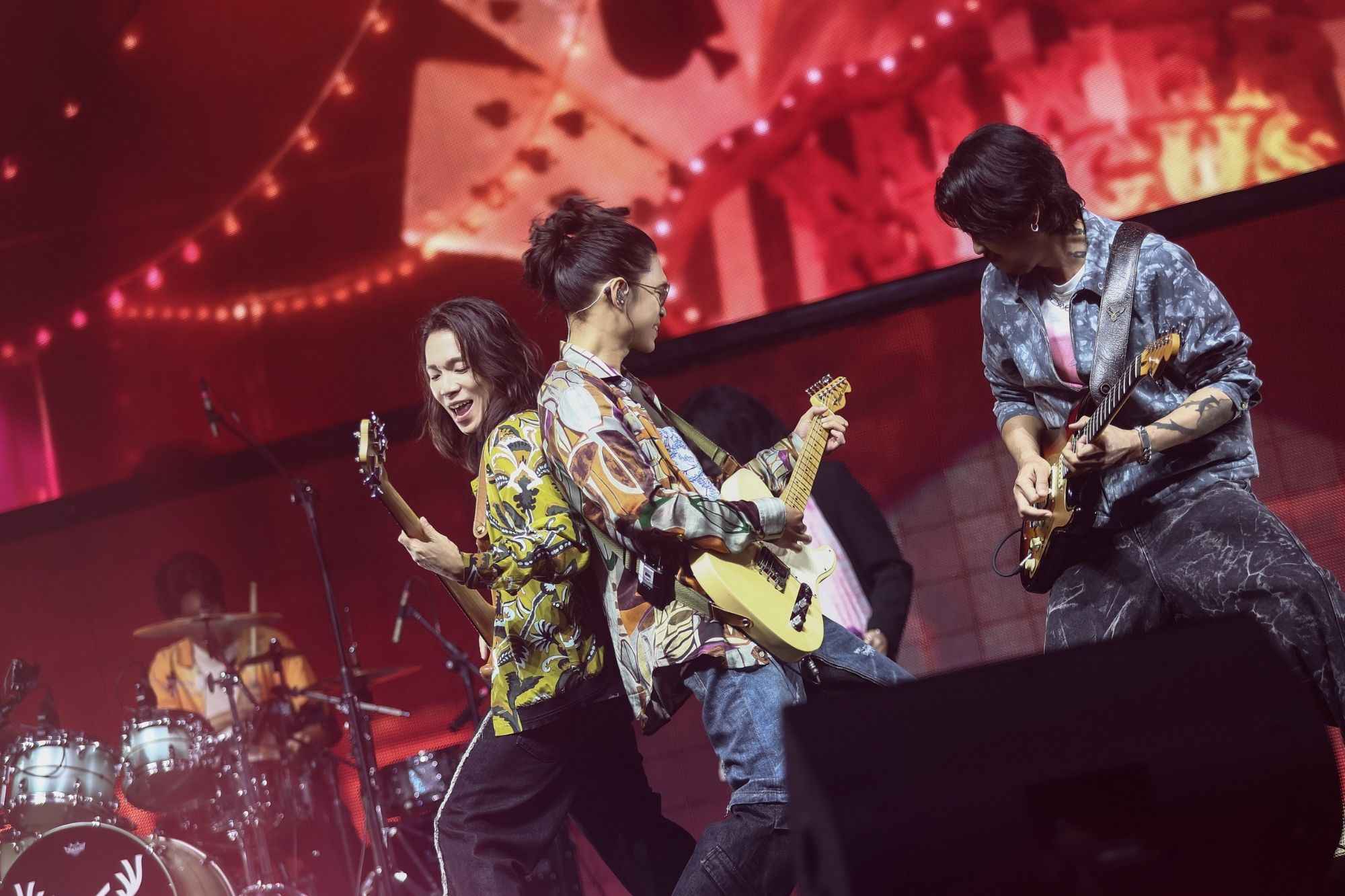 麋先生 MIXER 以諾喜迎千金人氣更旺 中秋連假高雄巨蛋掀萬人合唱熱潮1