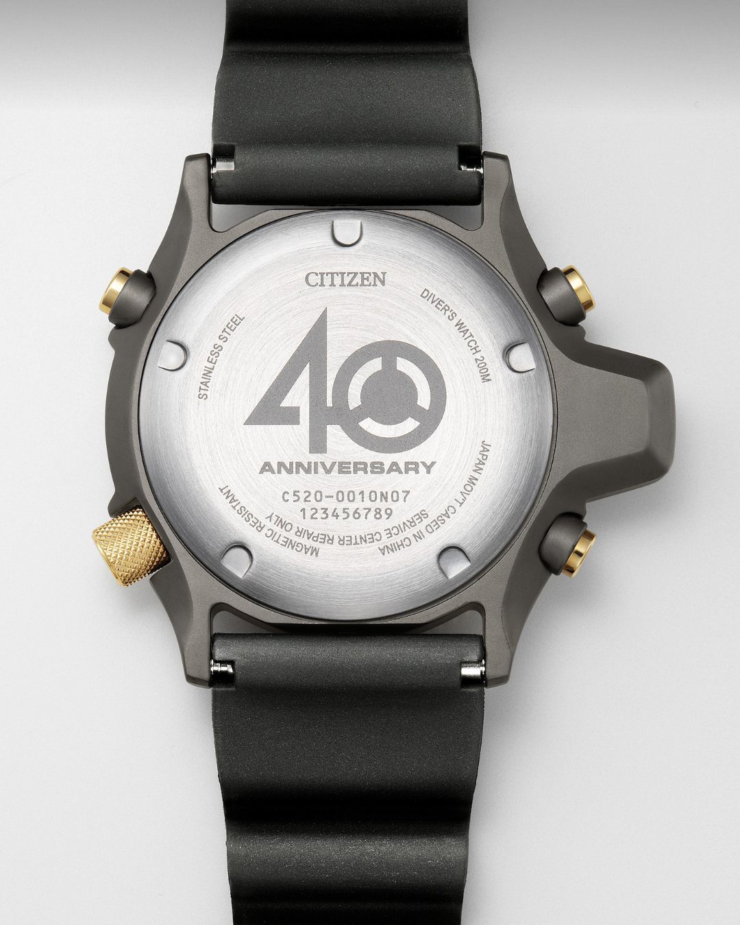 CITIZEN聖誕黑金雙限量腕錶登場｜Series 8與Aqualand演繹都會與潛水風格新典範5
