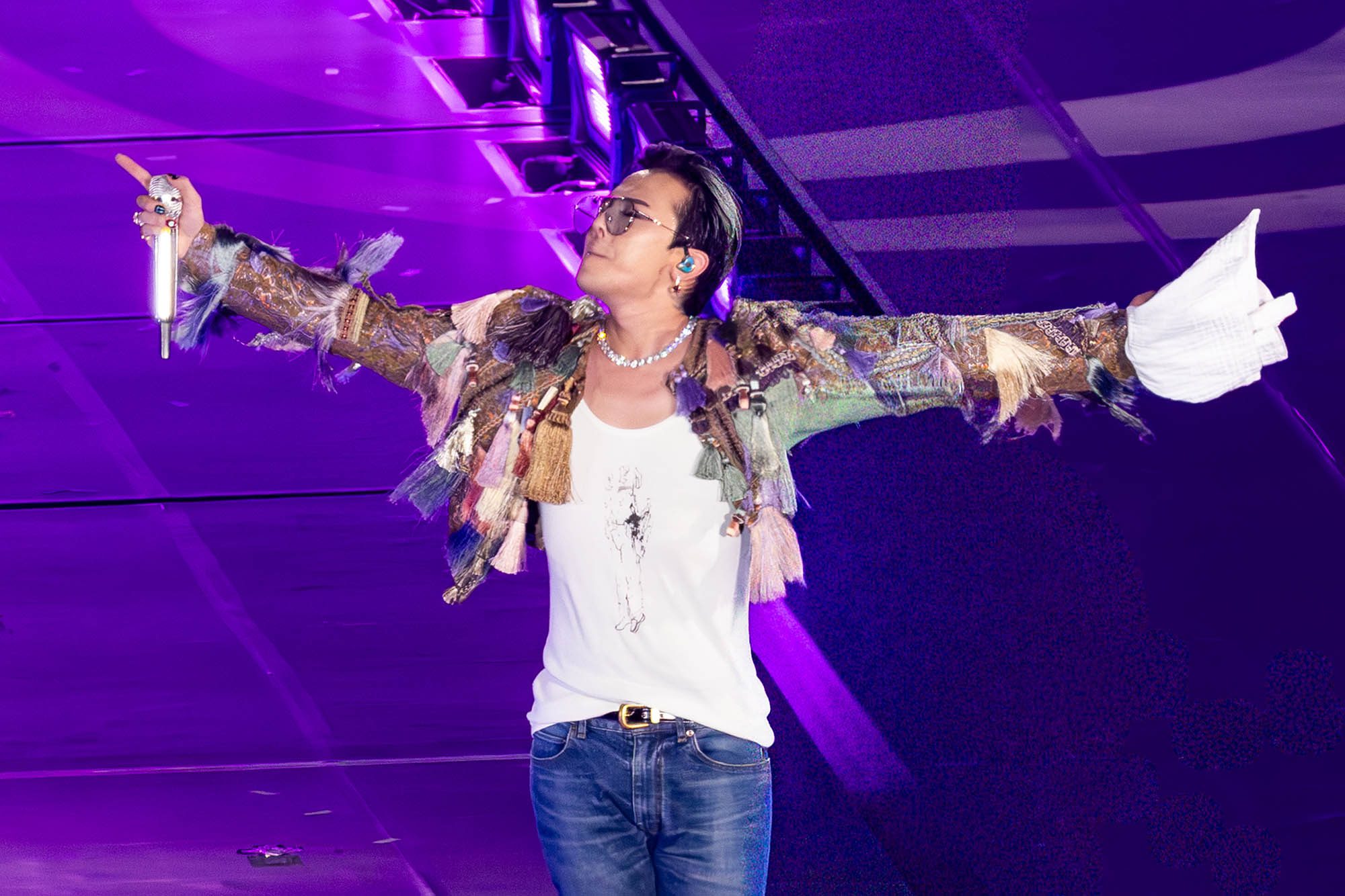 G DRAGON《Ubermensch》台北最終夜｜四萬粉絲見證 BIGBANG 預告重啟2