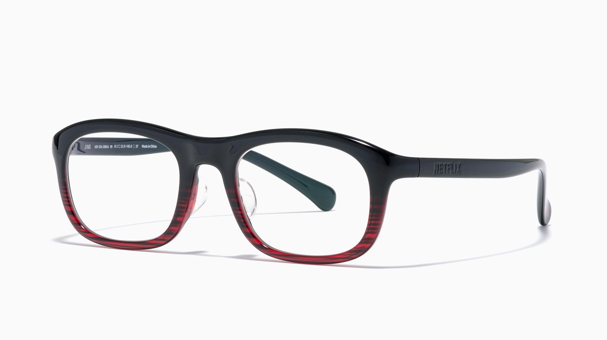 JINS攜手Netflix推出宅家眼鏡新標竿｜全新聯名系列舒適登場 (5)