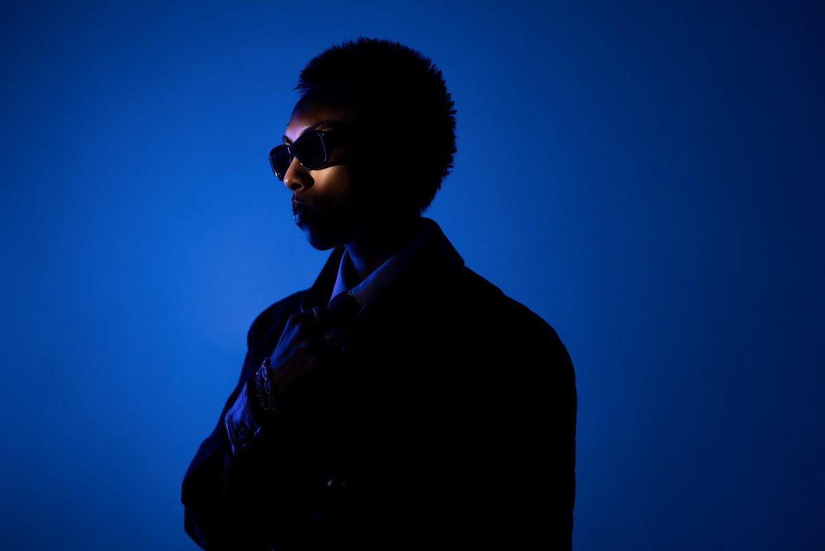 Lizi栗子首張專輯《Off the Chain》以真誠自白開啟重生篇章｜與Gummy B合唱〈不哭〉釋放療癒力量