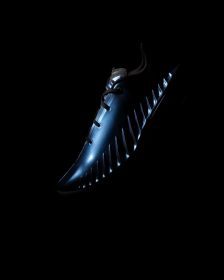 Nike G.T. Cut 4強勢登場｜以ZoomX 3.0與生成式抓地科技重新定義籃球速度感與場地回饋