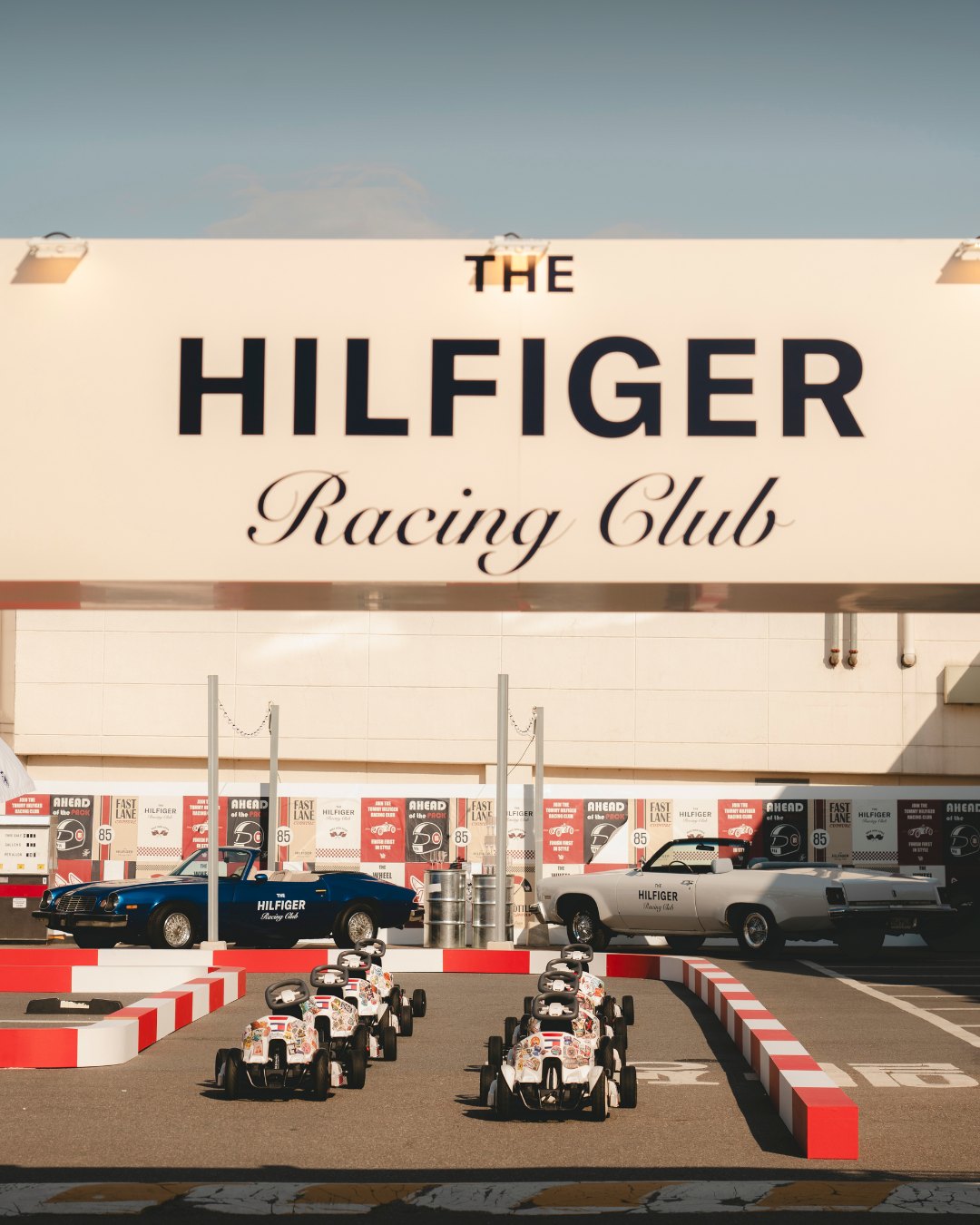 TOMMY HILFIGER 首爾「Hilfiger 賽車俱樂部」重新定義學院風格的競速魅力 24 TOMMY HILFIGER 首爾「Hilfiger 賽車俱樂部」重新定義學院風格的競速魅力8