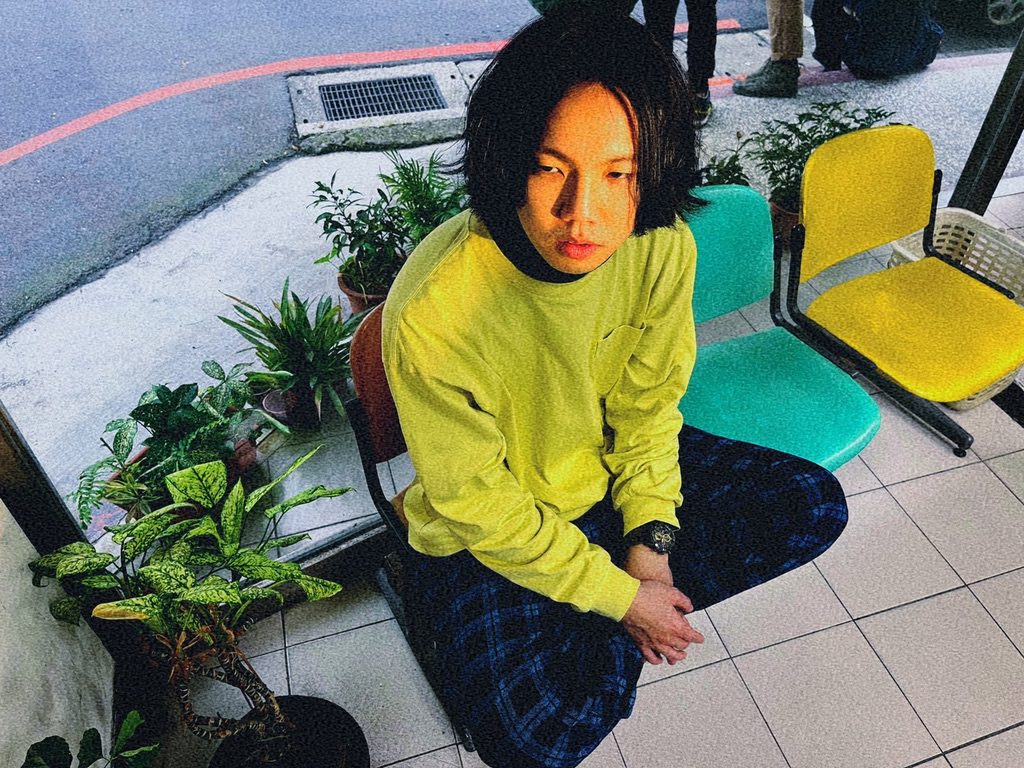 創作界異才KUNG龔敬文再掀音樂覺醒熱潮 浪漫RB新作〈最要好那位〉描繪純粹戀愛理想 2
