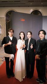 炫亮舞台能量席捲金馬六二｜告五人首攻典禮以雙身分登場引爆影迷期待