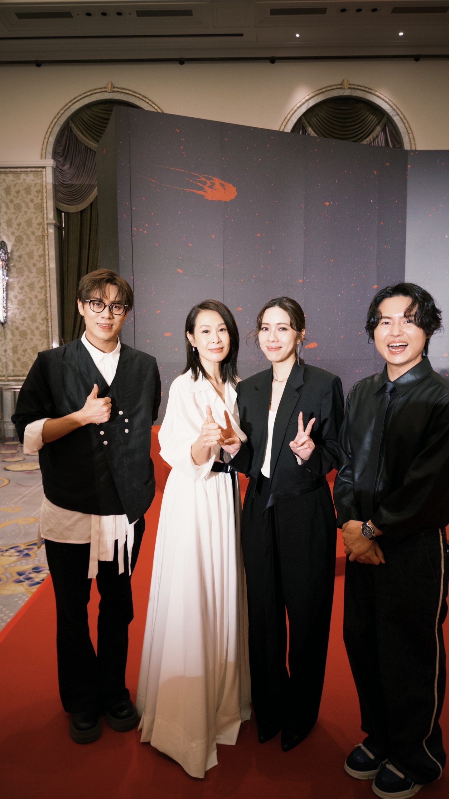 炫亮舞台能量席捲金馬六二｜告五人首攻典禮以雙身分登場引爆影迷期待