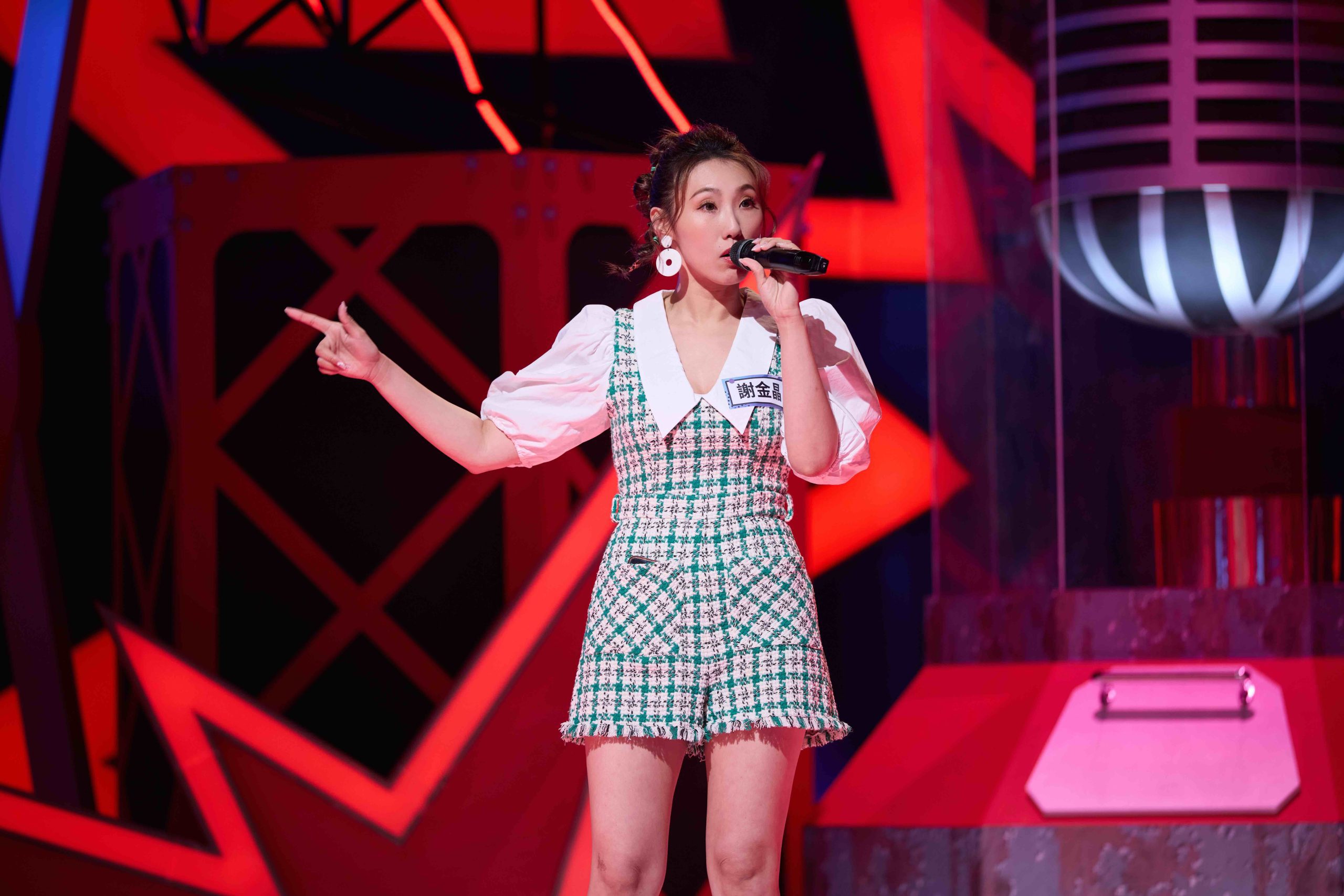 楊麗音《Talk Talk秀台語2》驚慌登場引爆笑聲　許效舜突襲吐槽成全場焦點 (5)