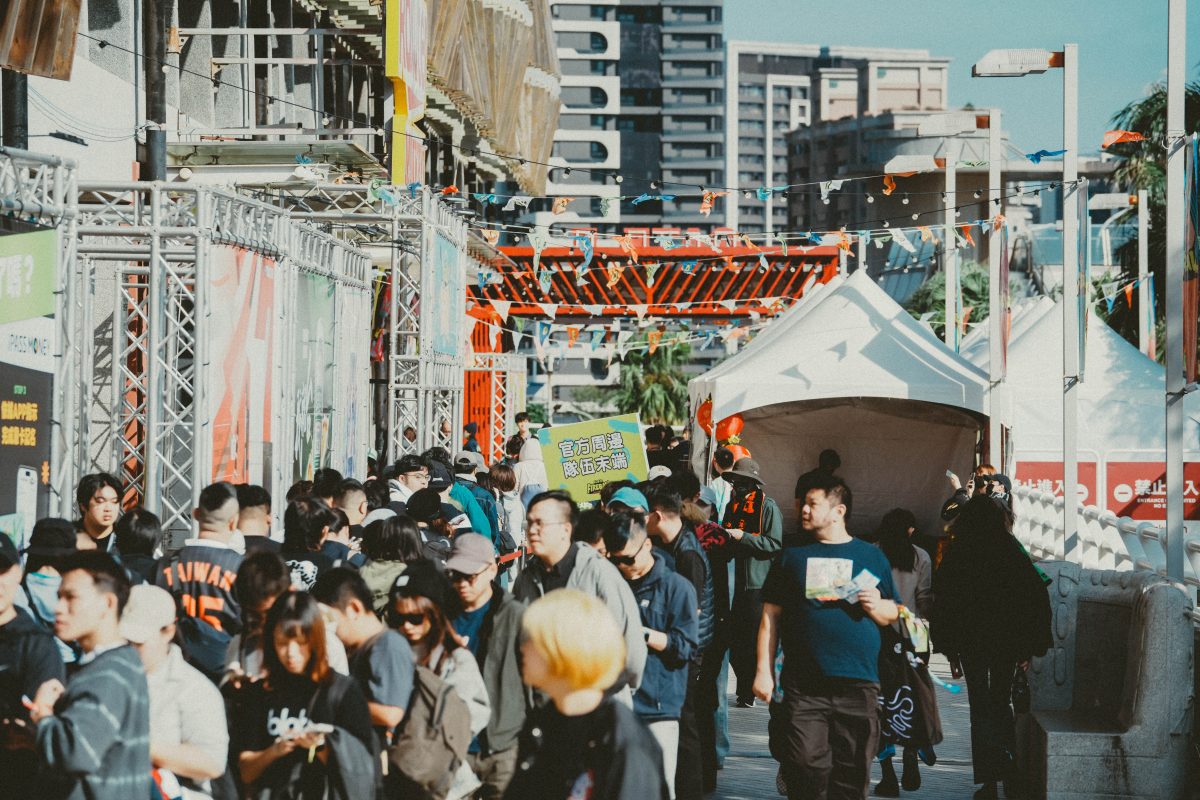 炙熱火球祭 2025 震撼桃園：ELLEGARDEN 回歸領航三萬五千人搖滾熱潮12