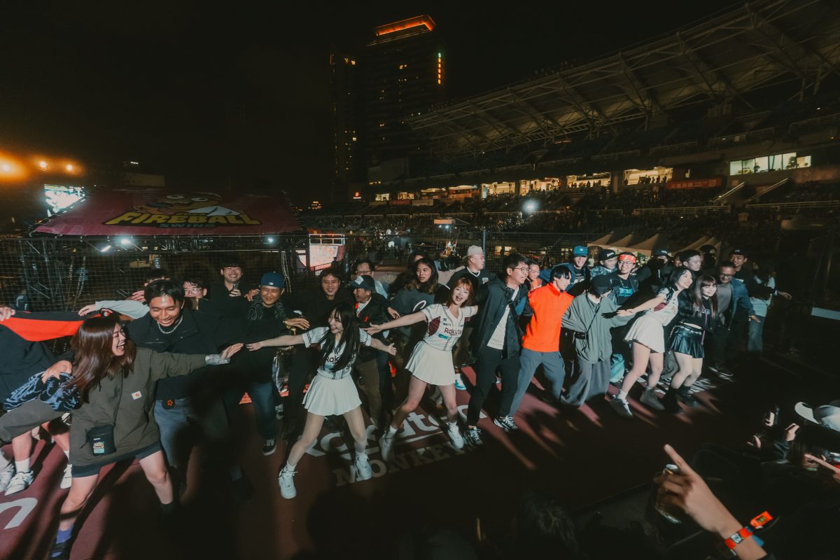 炙熱火球祭 2025 震撼桃園：ELLEGARDEN 回歸領航三萬五千人搖滾熱潮37