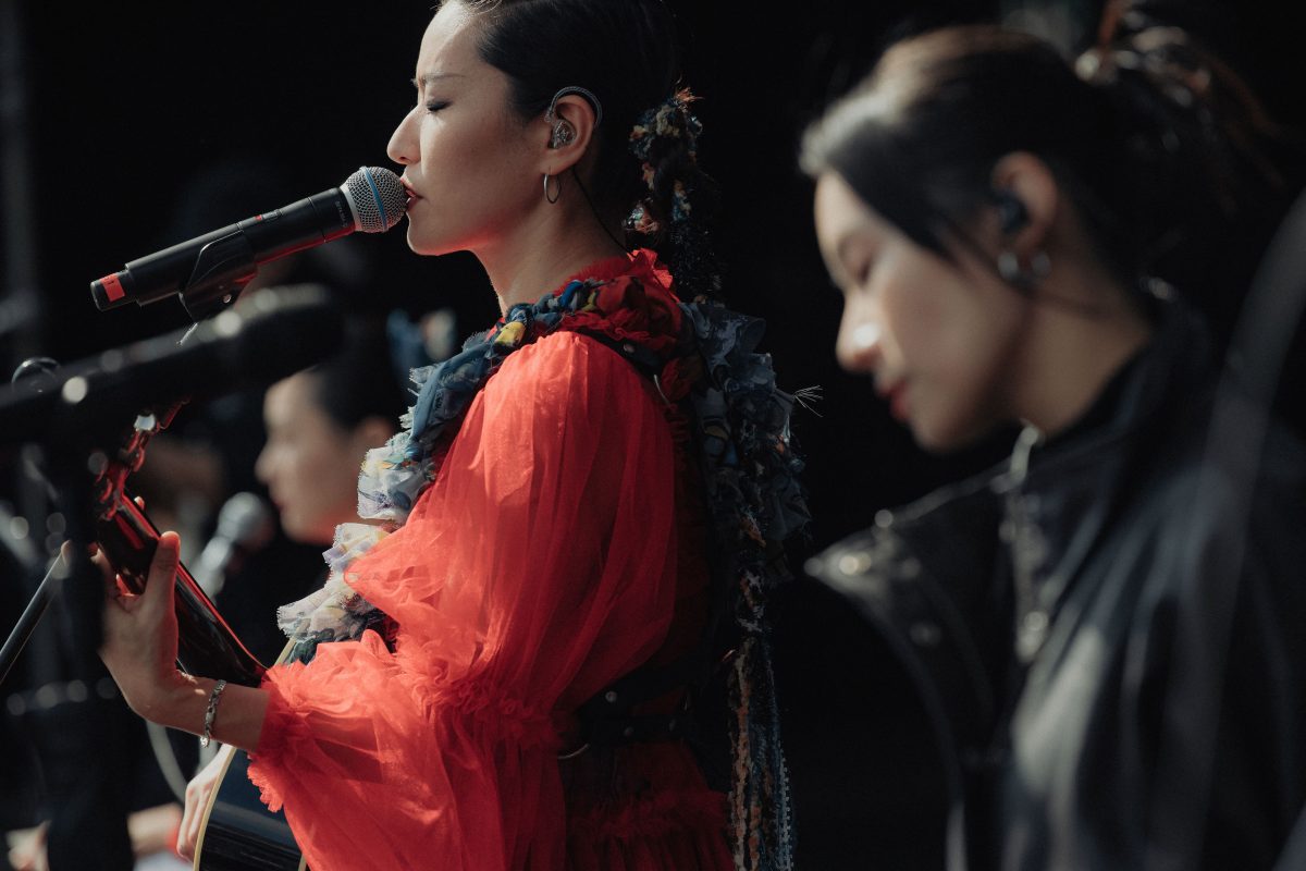 炙熱火球祭 2025 震撼桃園：ELLEGARDEN 回歸領航三萬五千人搖滾熱潮65