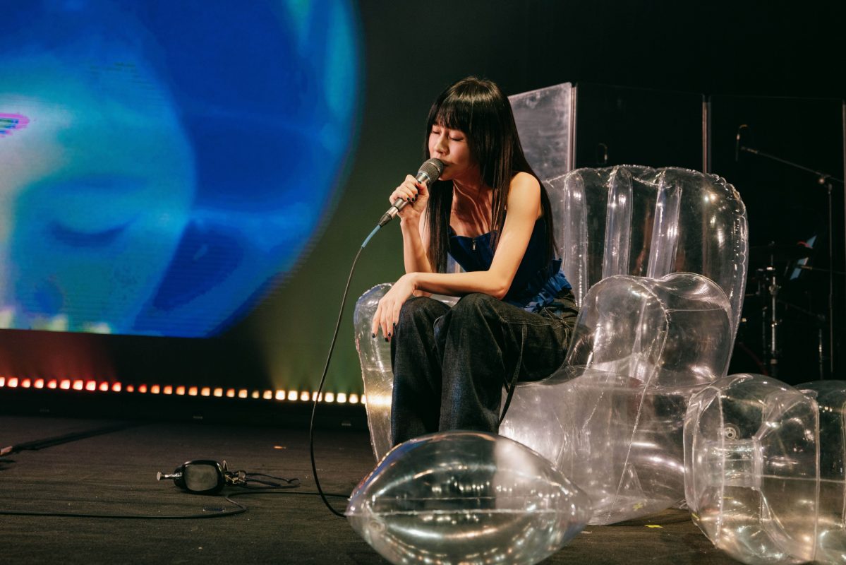 白安《路邊野餐》巡演台中開唱展現電子音樂新風貌 「星期八DJ台」打造幻彩舞台再掀創作能量4