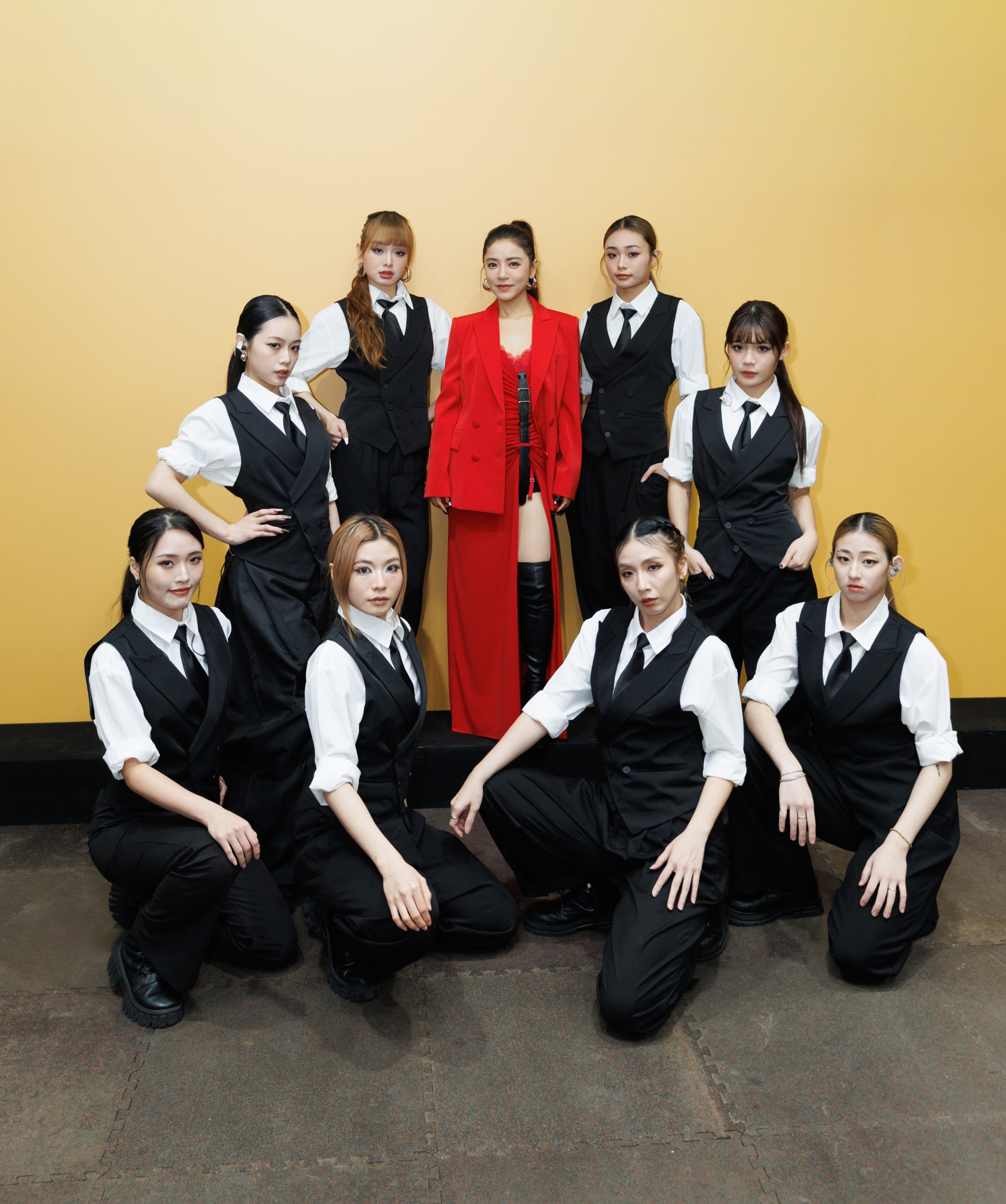 丁噹《夜遊》高雄巨蛋再升級：仿生蝴蝶展翅新章，屏東跨年領舞驚喜揭幕 4