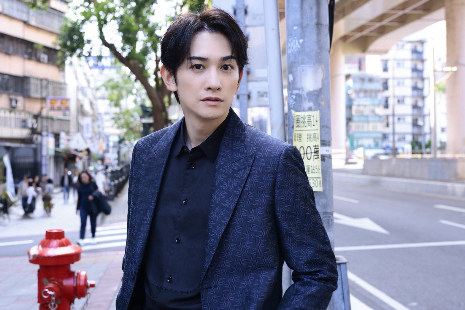 十五年表演能量於臺北凝聚｜町田啓太以國標舞、音樂與創作重新界定演員身份3