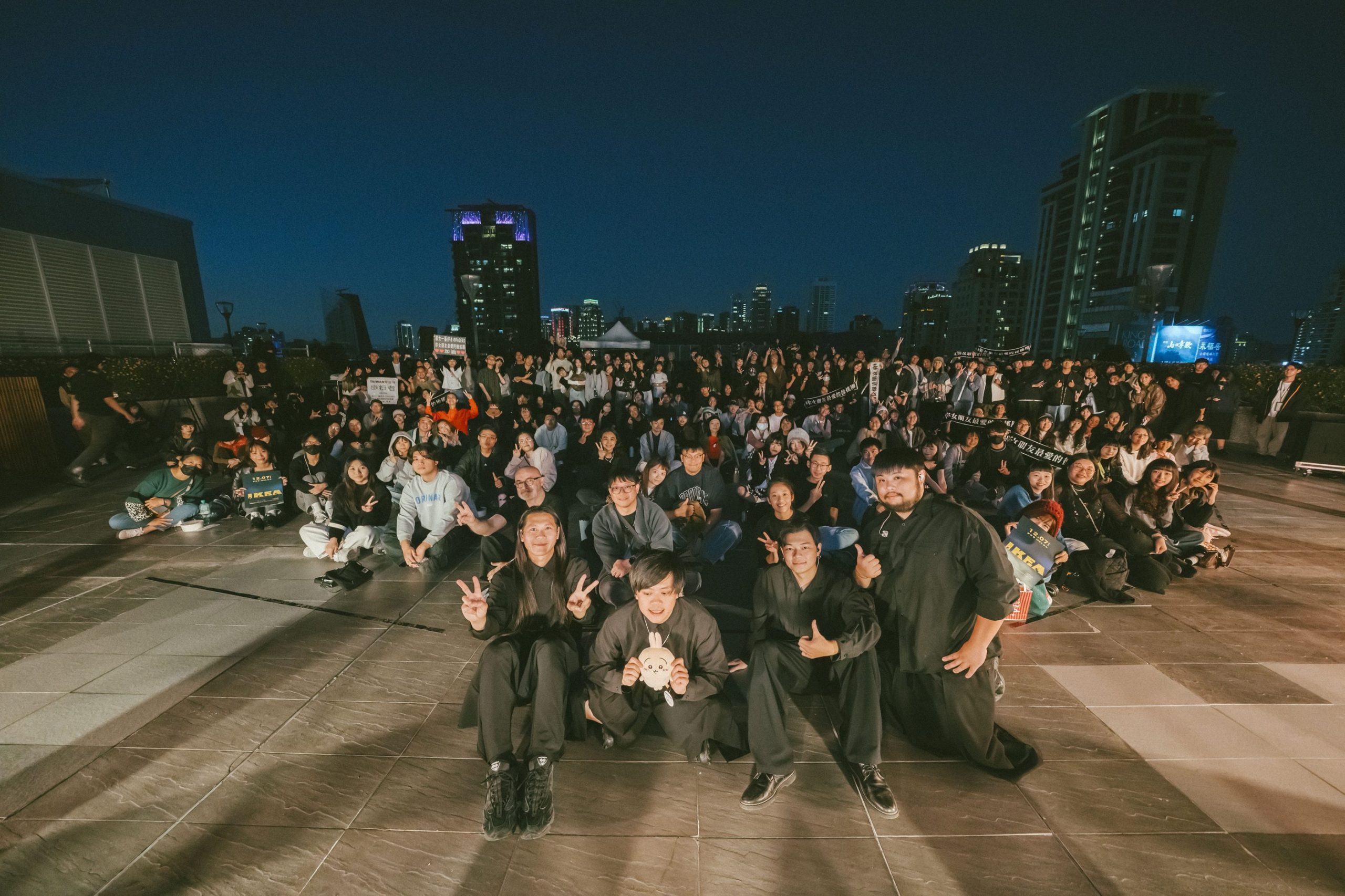 台中後搖樂團步行者IKEA空中花園開唱｜城市聲響場景再創極限演出 (3)