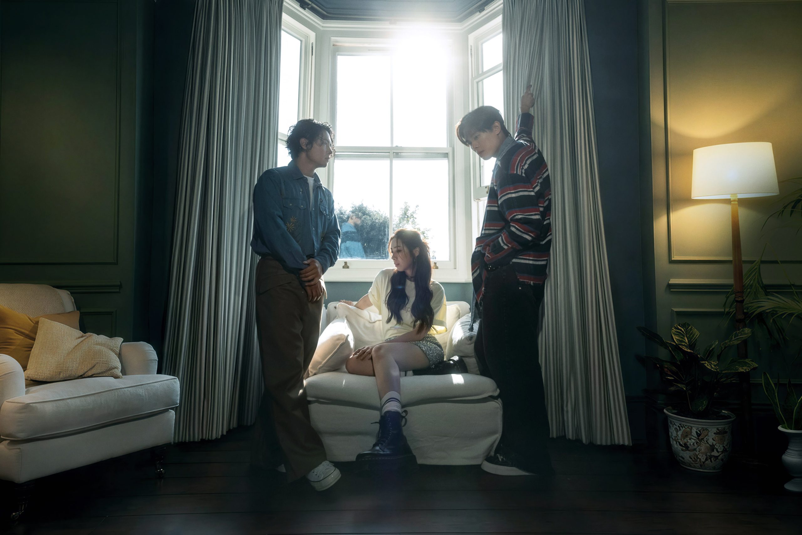 告五人倫敦開唱MV首度曝光　浪漫冷熱交織演繹跨國愛戀 (5)