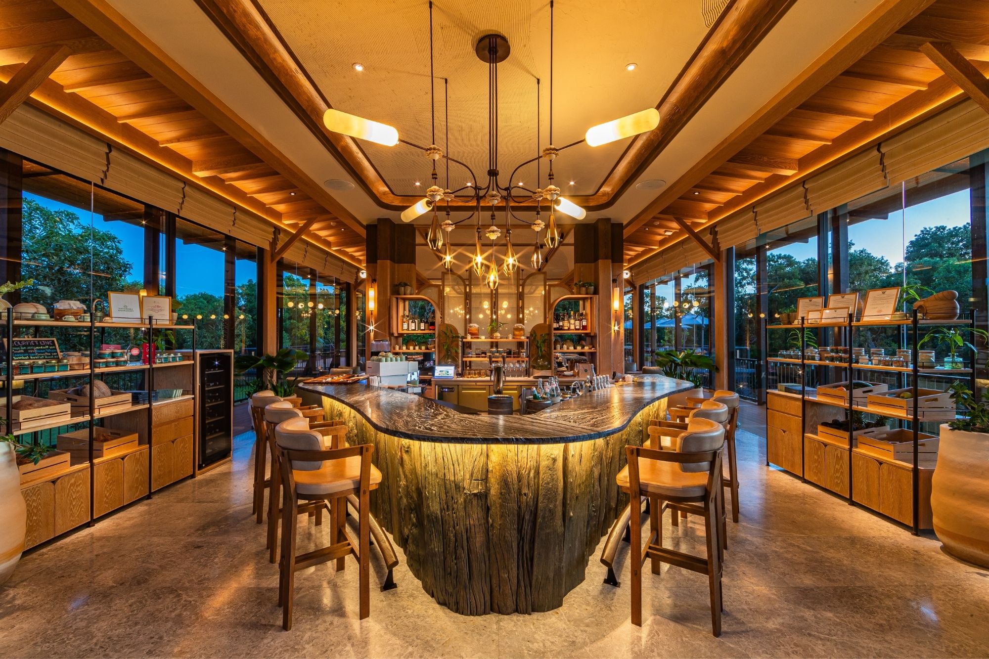 宏觀視野重塑泰國高端餐飲版圖｜Montara Hospitality Group 推動PRU與JAMPA邁向新世代永續奢華3