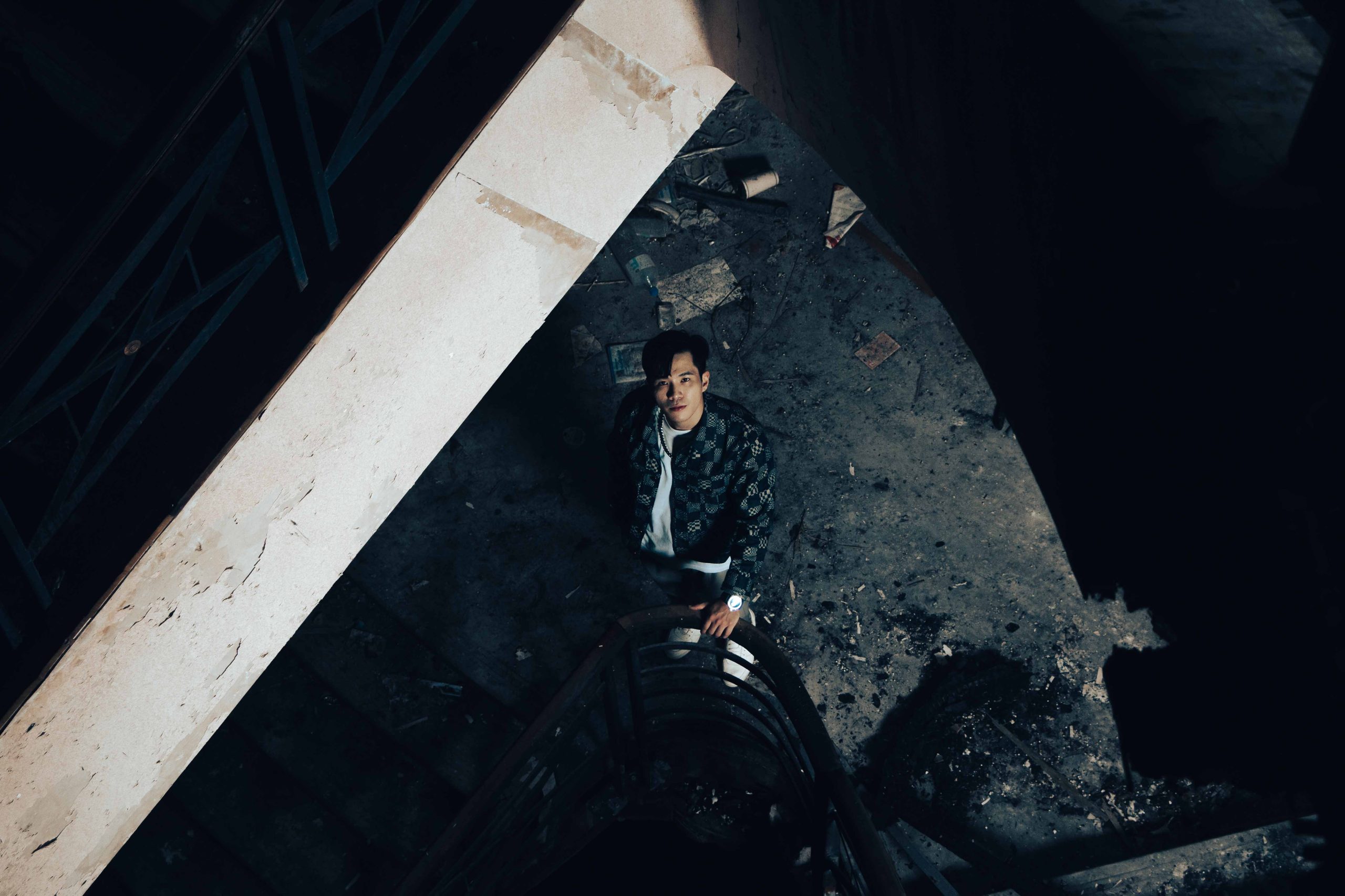 從早餐店翻唱到情歌創作者 JunJ以〈退回的關係〉揭開六年淬煉的序幕 (3)