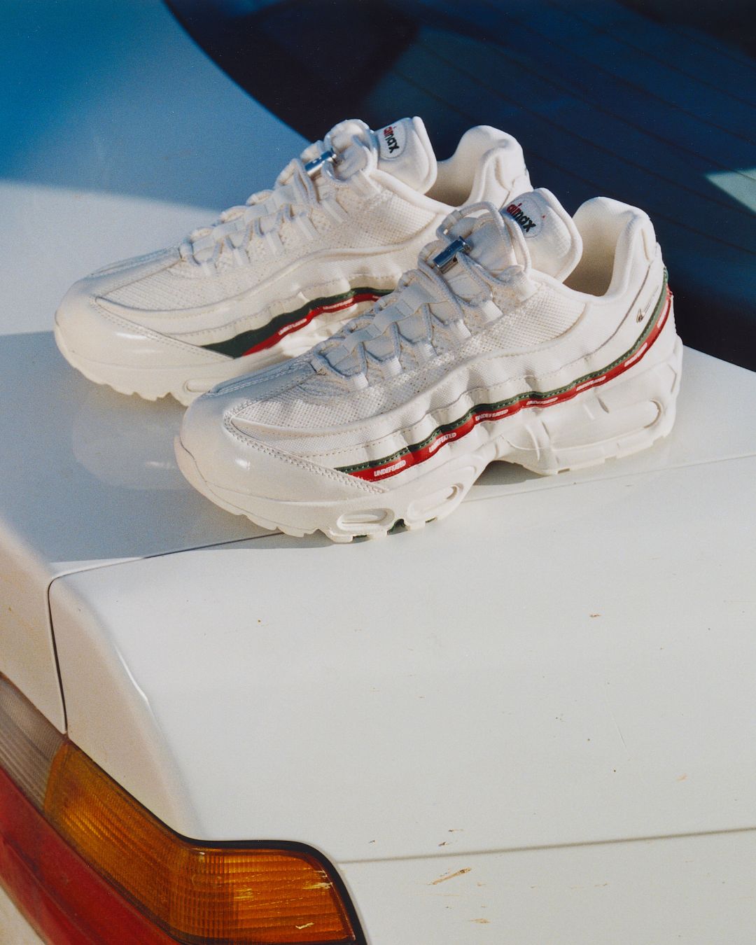 漆亮回聲與霧感大氣｜UNDEFEATED x Nike Air Max 95 雙色登場3