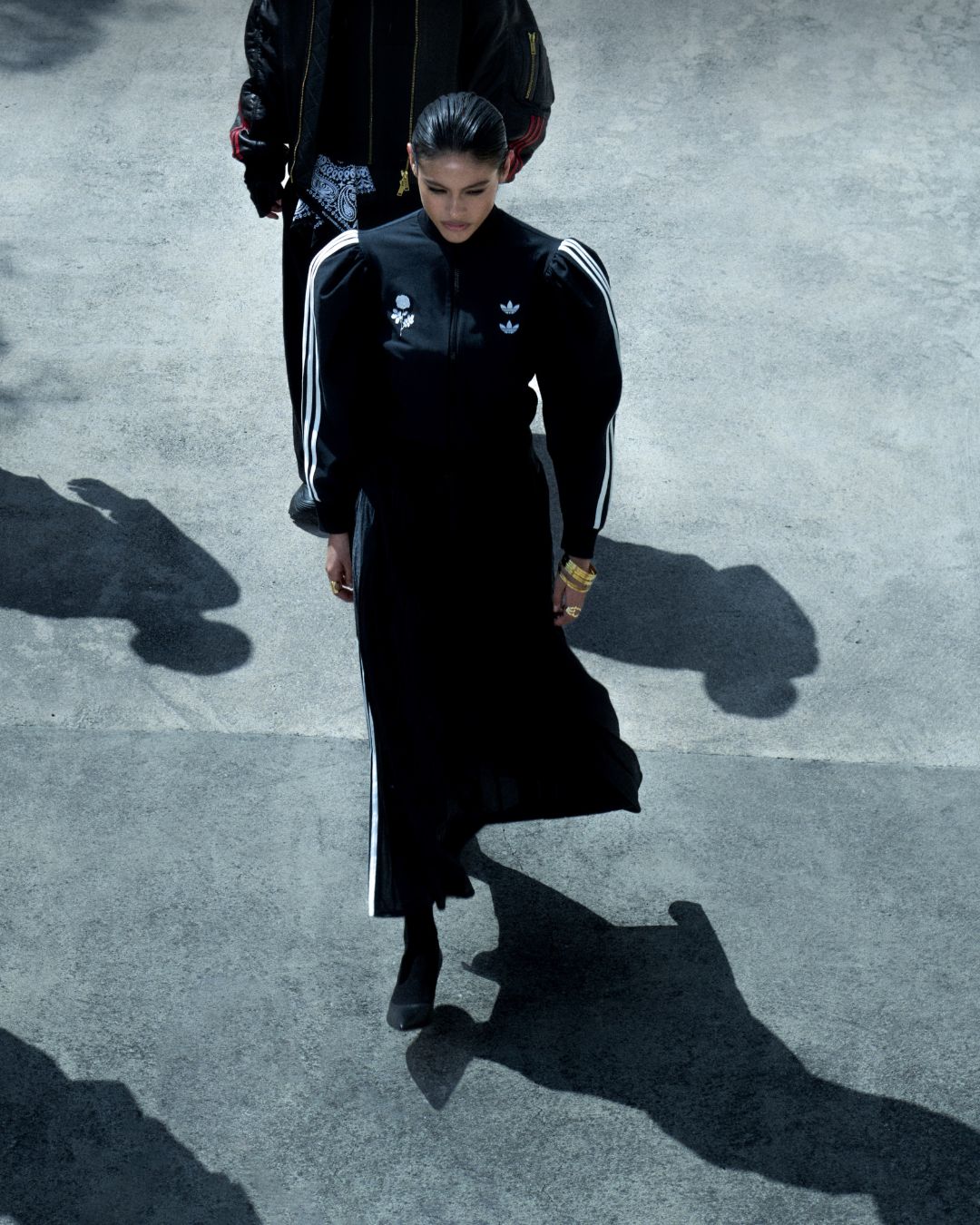 濃烈輪廓與文化力量交織｜adidas Originals × Willy Chavarria 2026春夏時尚革新6