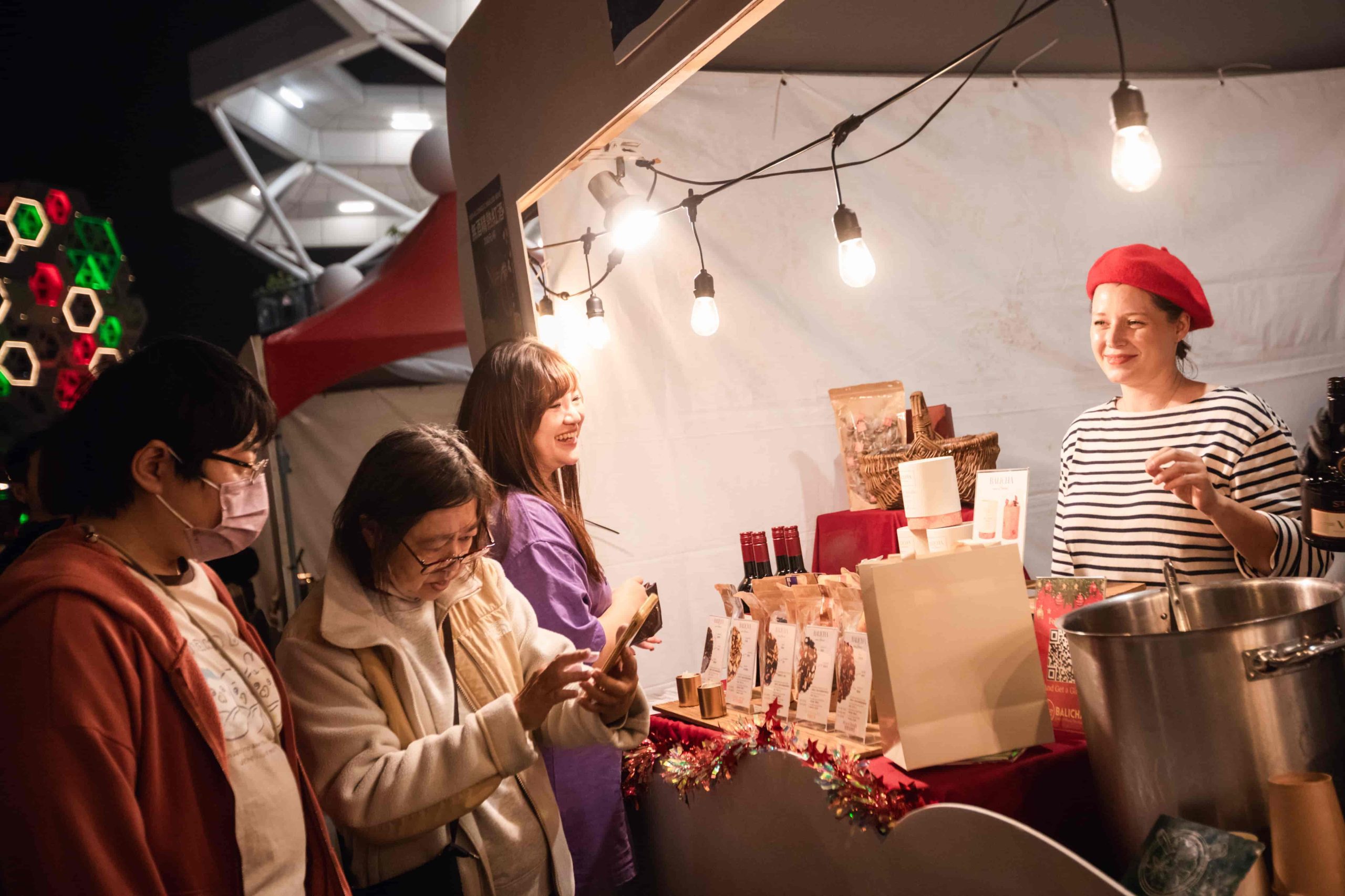 理想混蛋、芒果醬、P!SCO接力開唱　高雄《高流聖誕趴》吸引15萬人潮嗨翻港灣 (14)