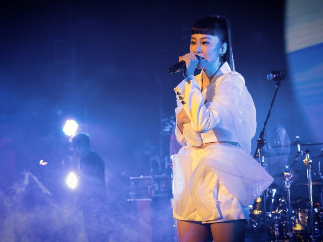 絢麗聲浪凝結二十五年歷程｜張棋惠《米米之音》台北場掀起回憶熱潮並宣告高雄場加開