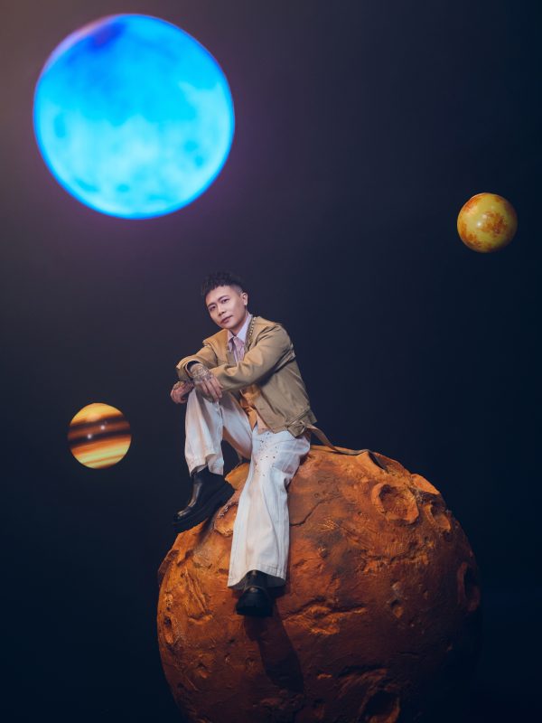 蕭秉治2025創作爆發力揭密：百首曲目誕生，聖誕新作〈恆星〉浪漫問世2