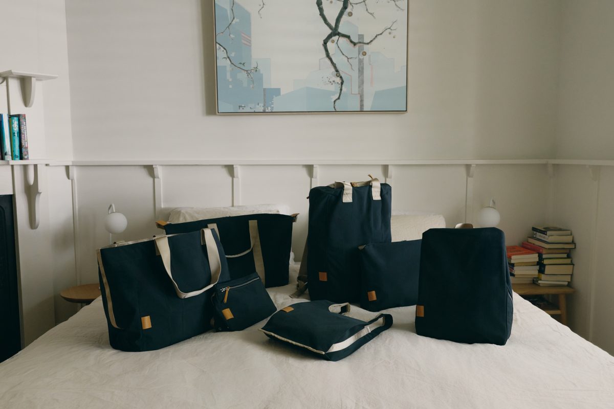 靜謐冬夜色系再進化｜LOJEL 午夜靛藍重塑旅人年末穿搭風格