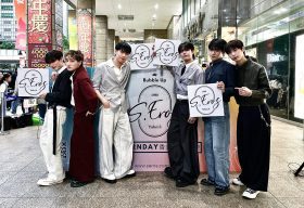 魅力六人組 Saturnday 擔任 S.EROS 店長｜香氛哲學與舞台能量揭示人氣崛起新篇章