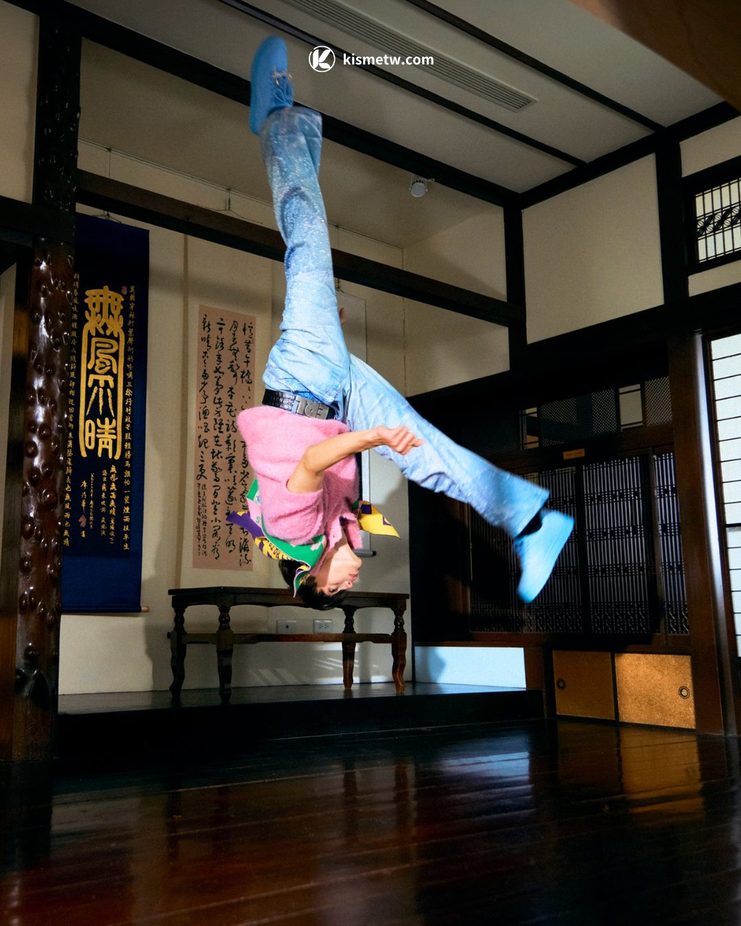 Ozone黃文廷甜蜜出擊！〈黏踢踢〉融合戀愛節奏與武術動作 打造專屬個人風格4