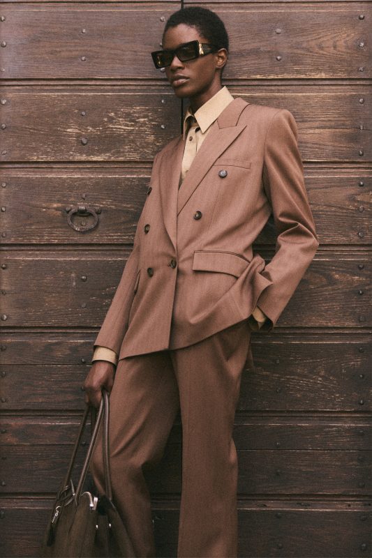 Stella McCartney 2026春季系列全新詮釋野性優雅｜環保時尚注入當代女性力量9