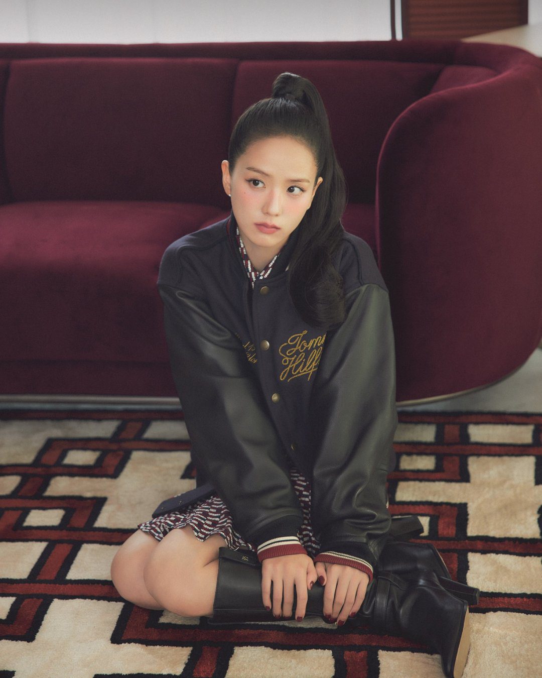 TOMMY HILFIGER 攜手 JISOO 共賀 2026 農曆馬年｜經典美式風格融合自由能量的節慶限定新章3