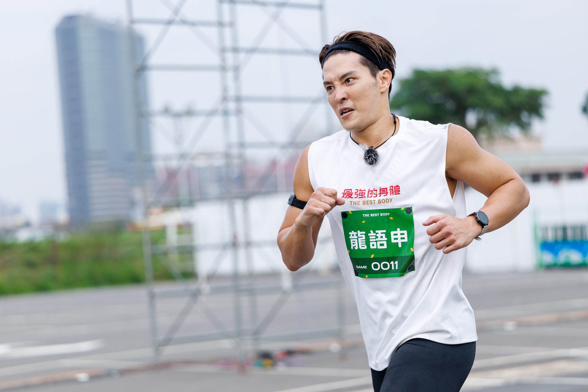 《最強的身體》實境賽事〈狂人之戰〉正式開打，李沛旭、八弟蕭志瑋肌力爆發挑戰極限 (5)