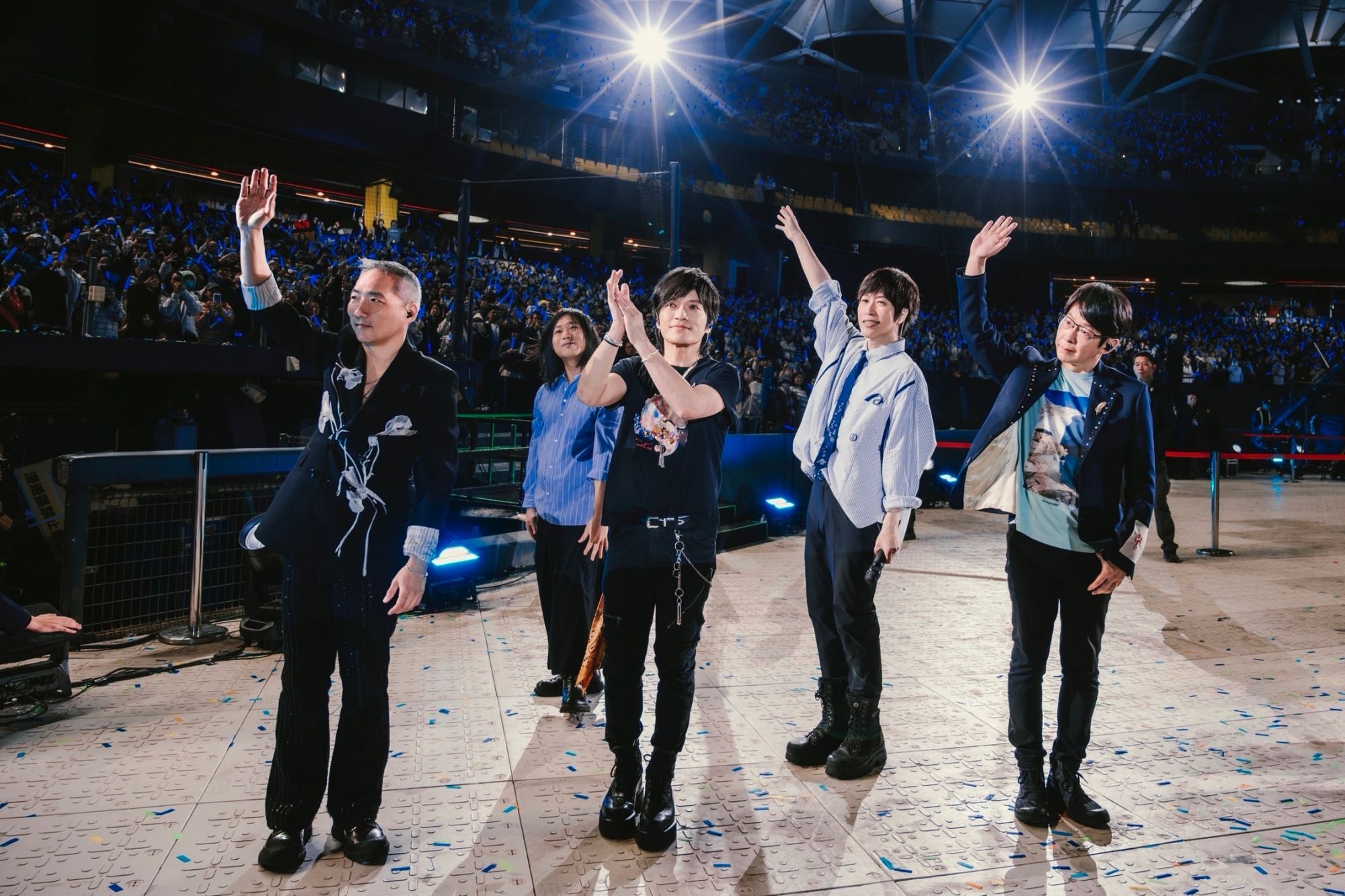五月天55251回到那一天迎向2026｜25週年巡迴首場見證父女合唱與新年約定的溫柔時刻2