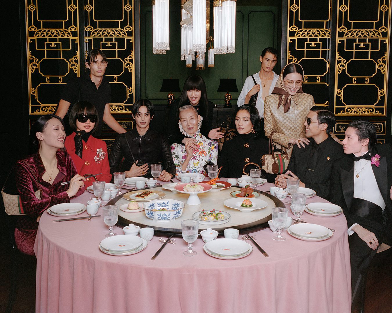 倪妮與宋威龍領銜 Gucci《The Gathering》：重構當代歸屬感的時尚敘事