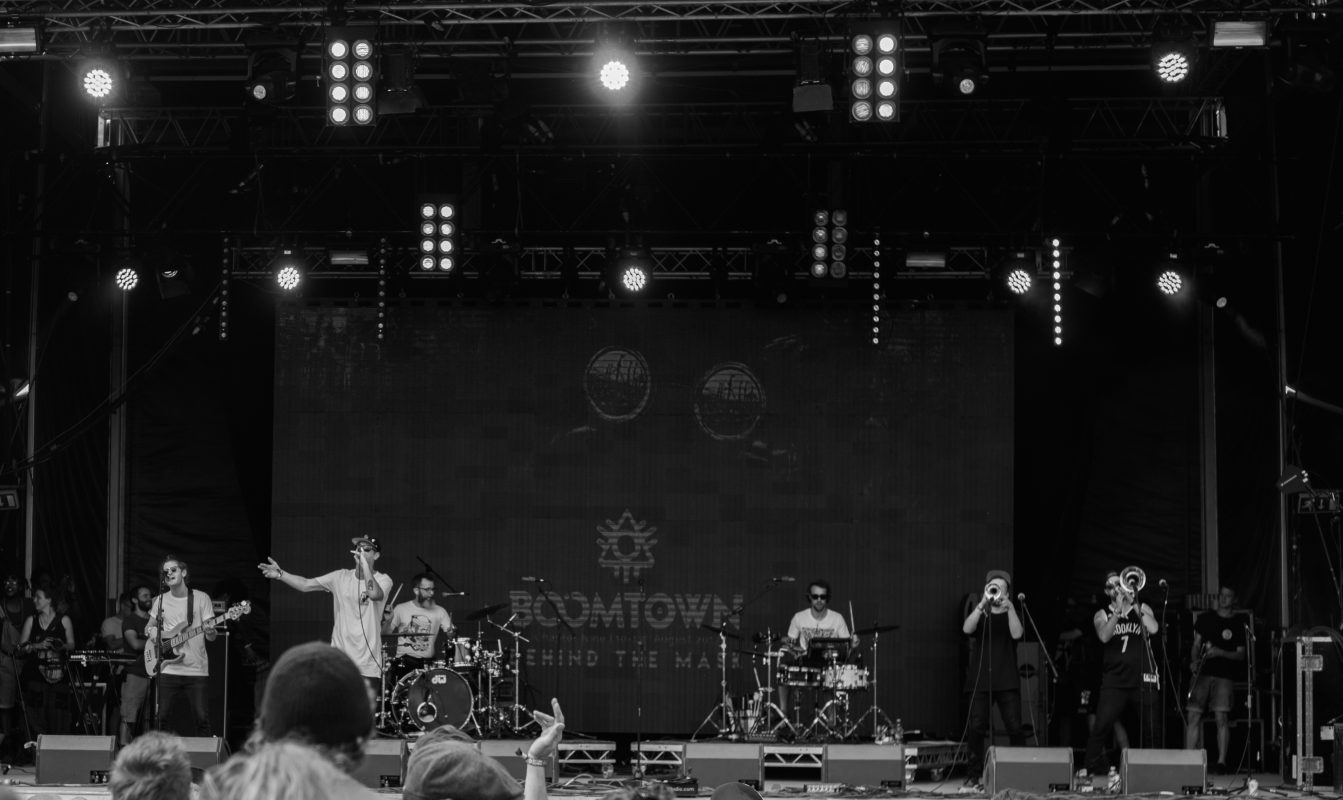 橫跨歐洲與亞洲舞台的獨立嘻哈力量，Lazy Habits聯手THATS MY SHHH打造《Crystal Coastlines》EP