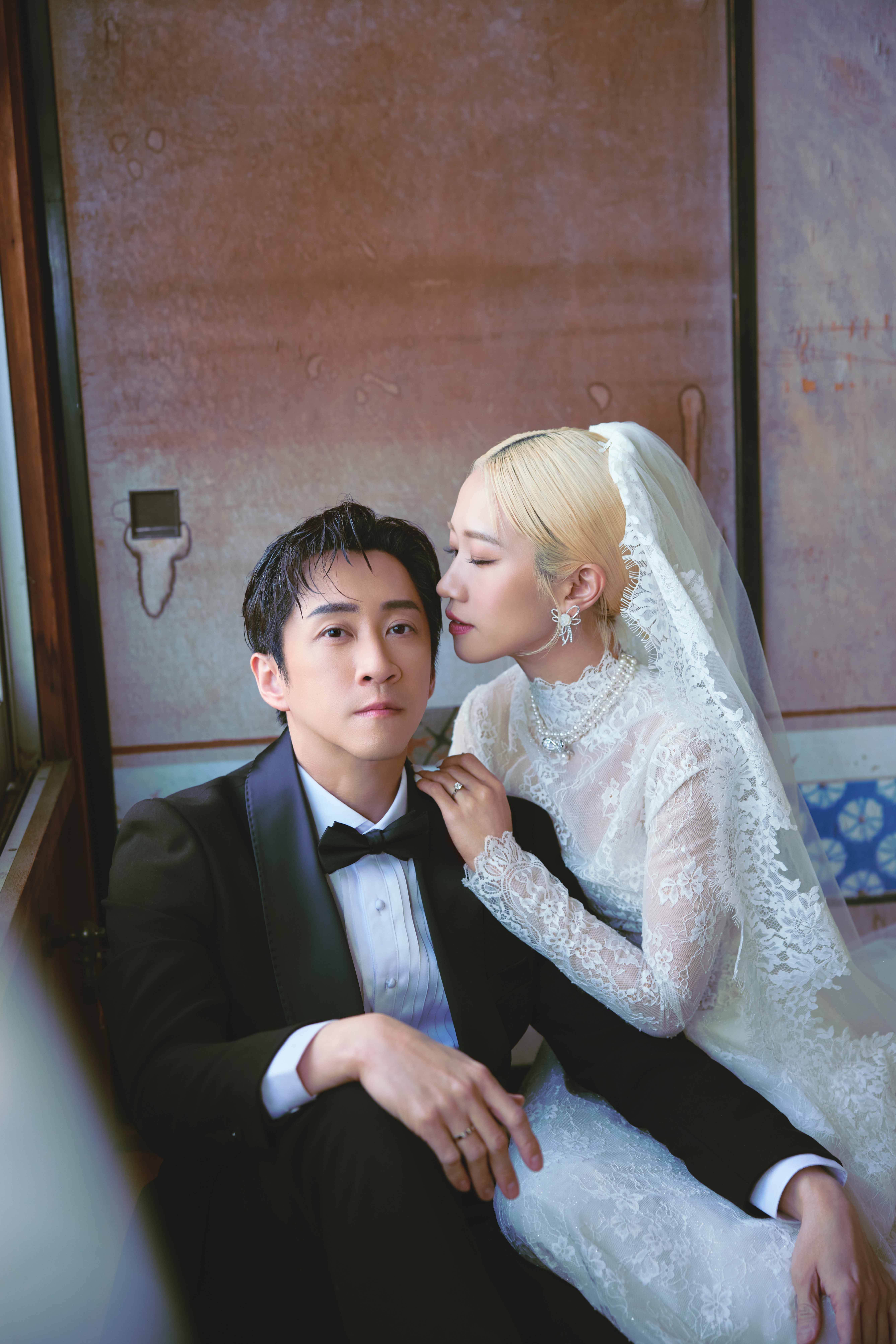 比永恆更燦爛的承諾，陳漢典與LULU富士山婚紗照揭露愛情真諦 (10)