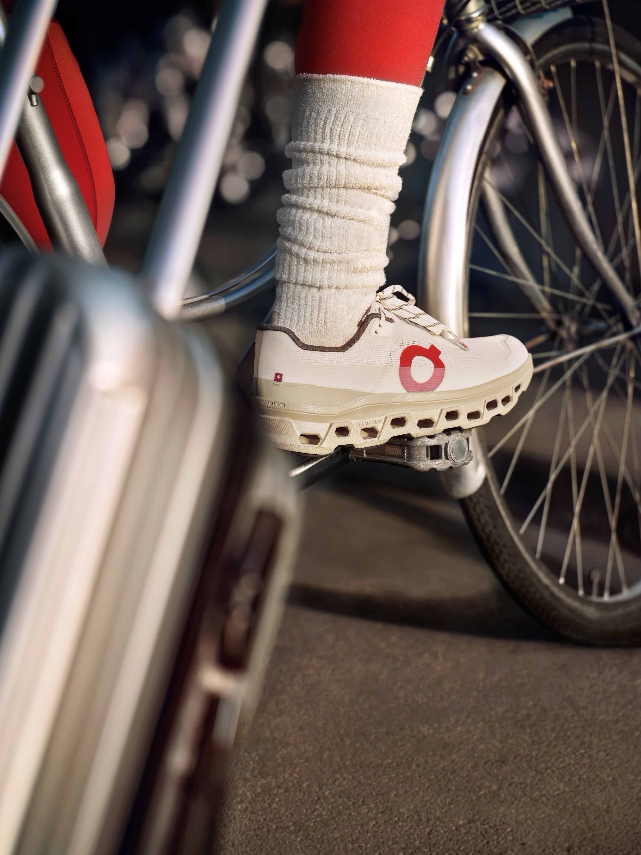 瑞士On昂跑馬年限定系列登場｜復古機能融合美學 自在詮釋新年步調 (6)