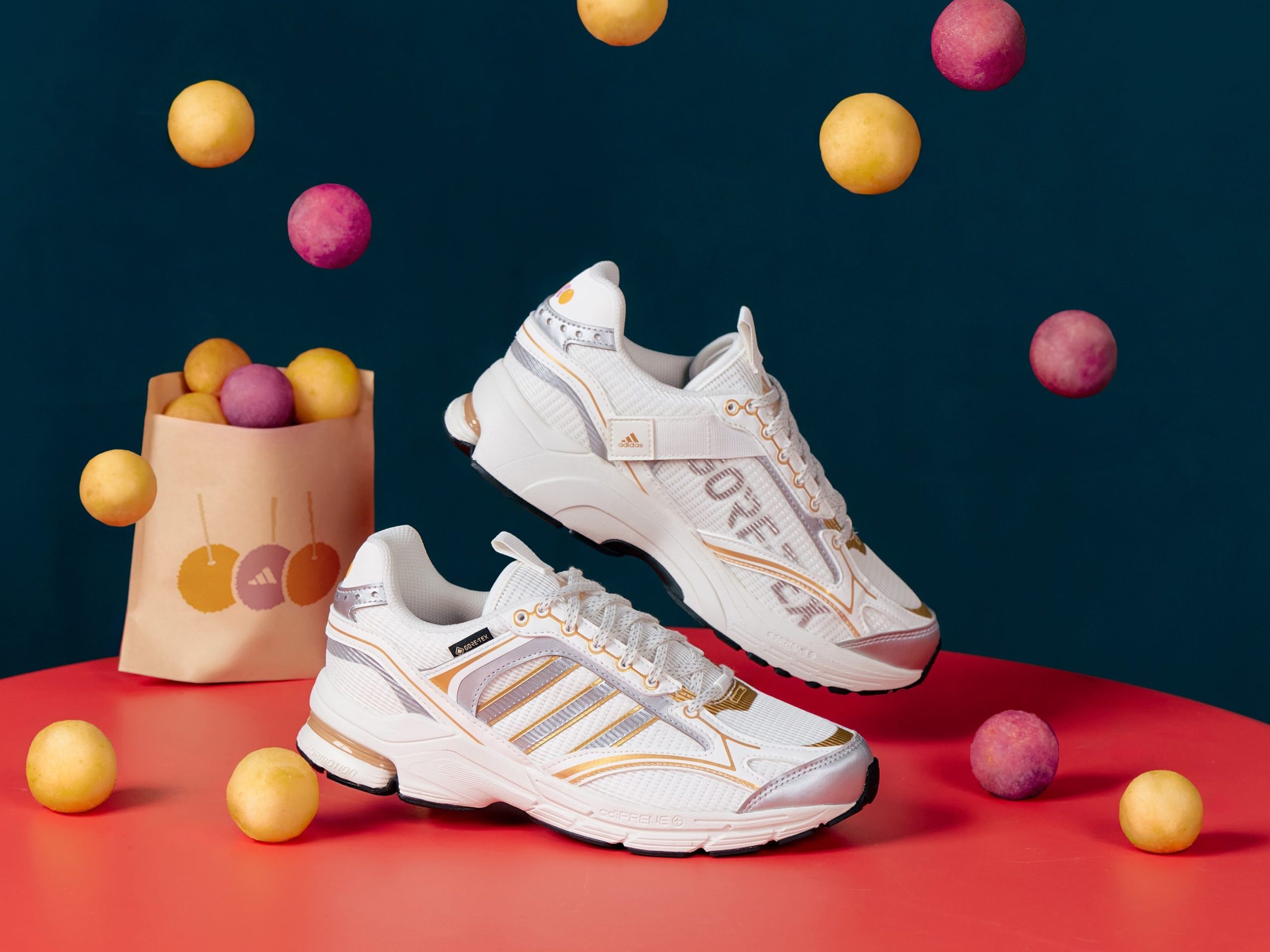 街頭插畫風格激發台味靈感｜adidas全新系列結合地瓜球與機車日常 3
