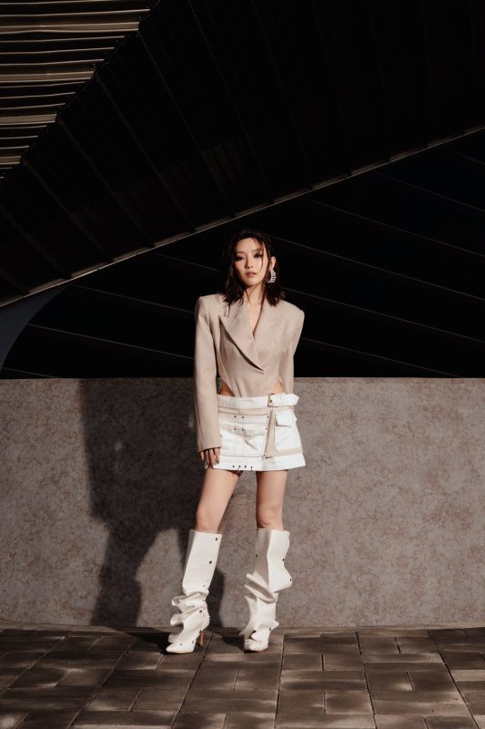 閻奕格以巡演開年「WAY OUT」暖唱杭州上海持續推進新專輯製作 3