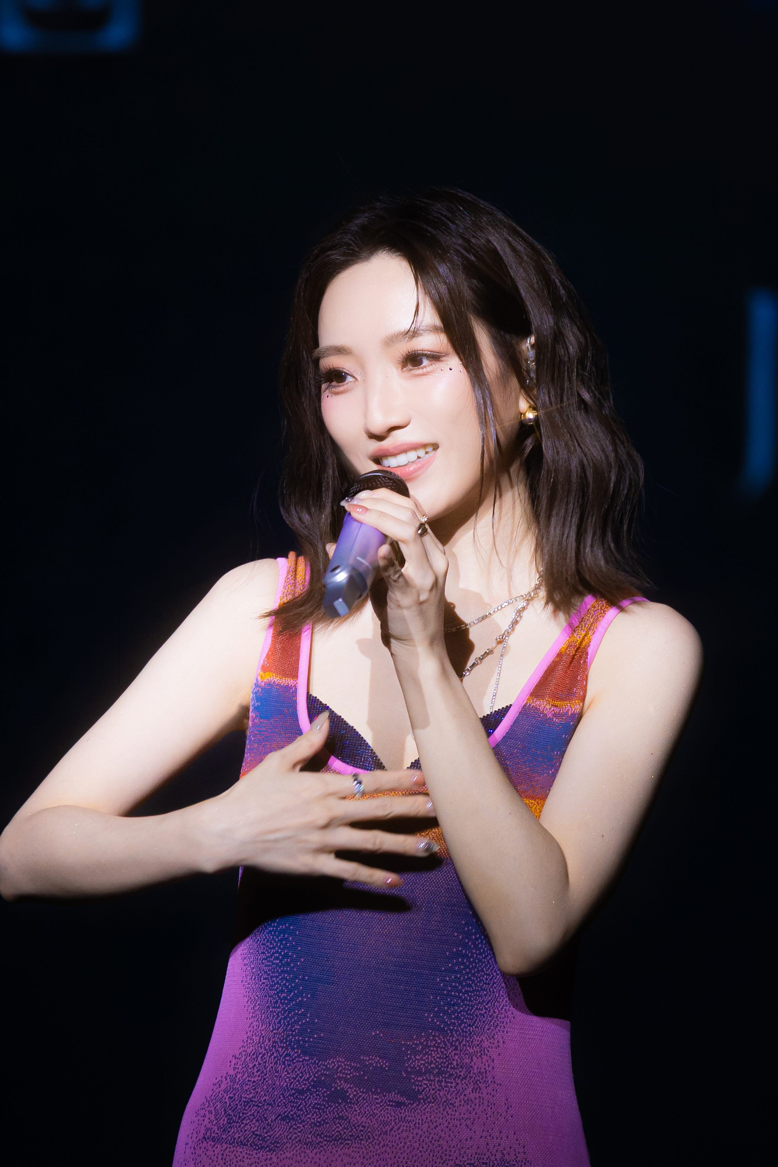 閻奕格以巡演開年「WAY OUT」暖唱杭州上海持續推進新專輯製作 (5)