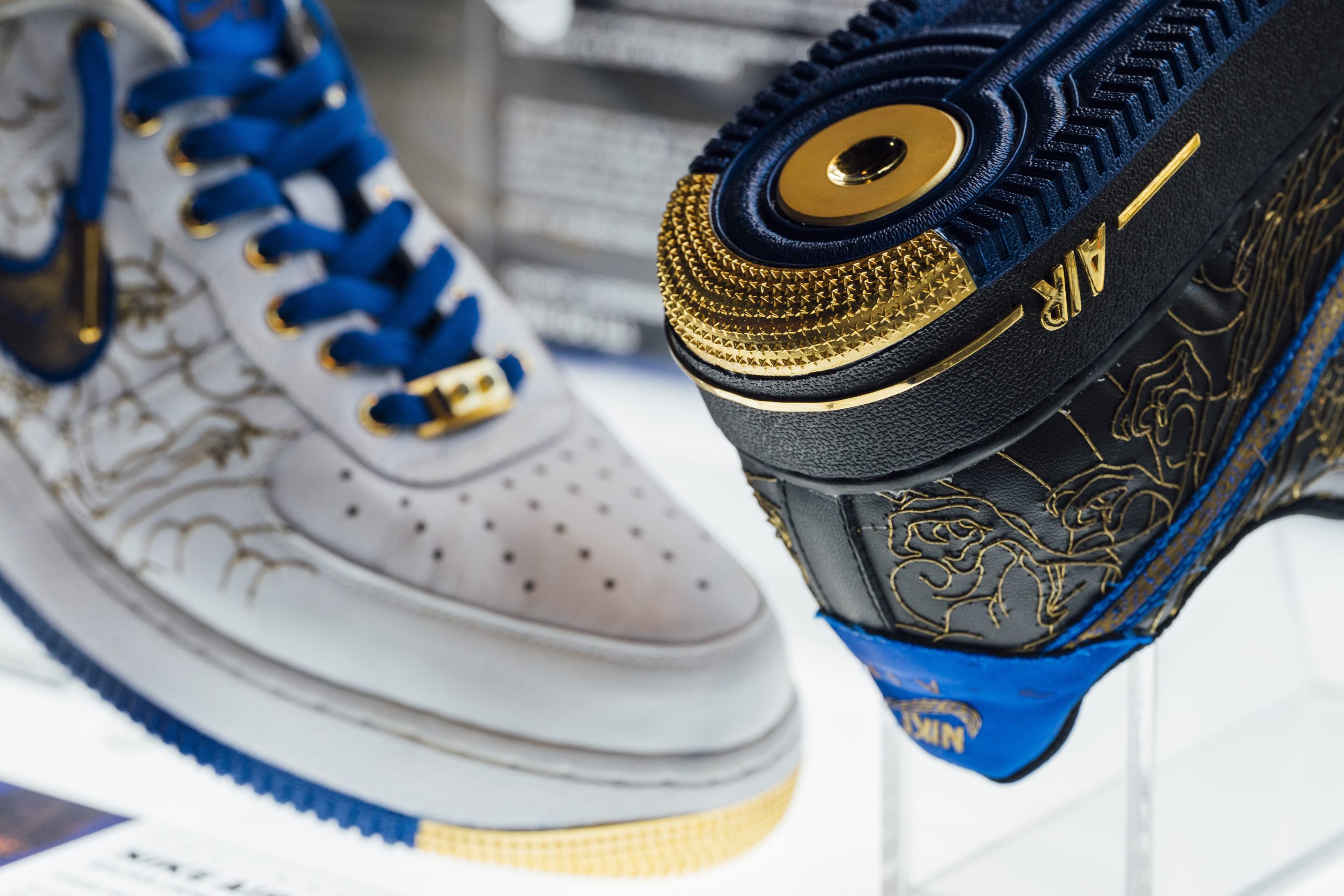 限量純金Nike Air Force 1震撼台中登場：kim a掀起黃金藝術新浪潮19