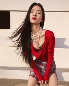 馬年喚醒生命力｜Vivienne Westwood 釋出春節限定系列演繹奔馳意象