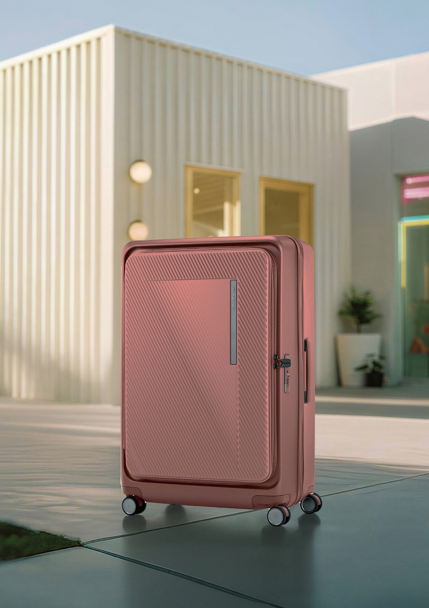 2026優雅出發！Samsonite全新「泰奶色」登場，引領旅行美學新浪潮 (1)